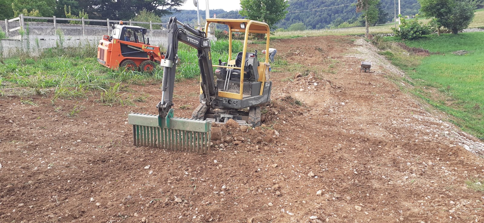 Preparazione terreno nuovo giardino