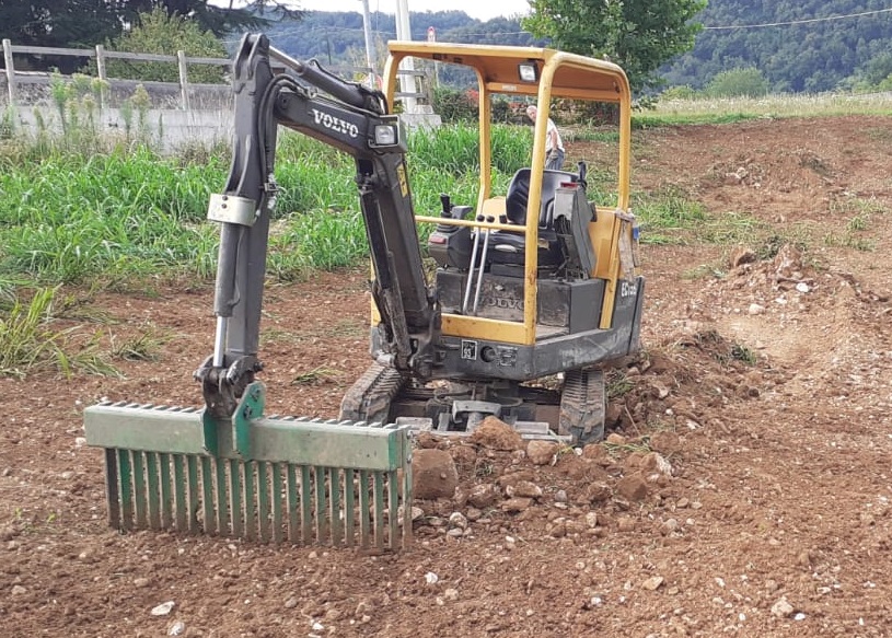 Preparazione terreno nuovo giardino