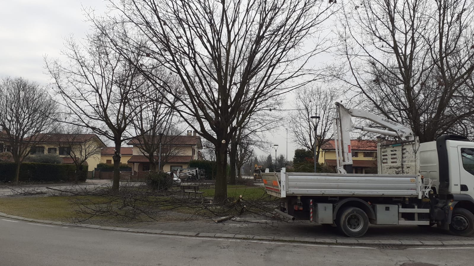 Potature parchi pubblici Costabissara